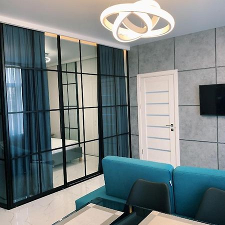 Sunny Apartment 5 Одесса Экстерьер фото
